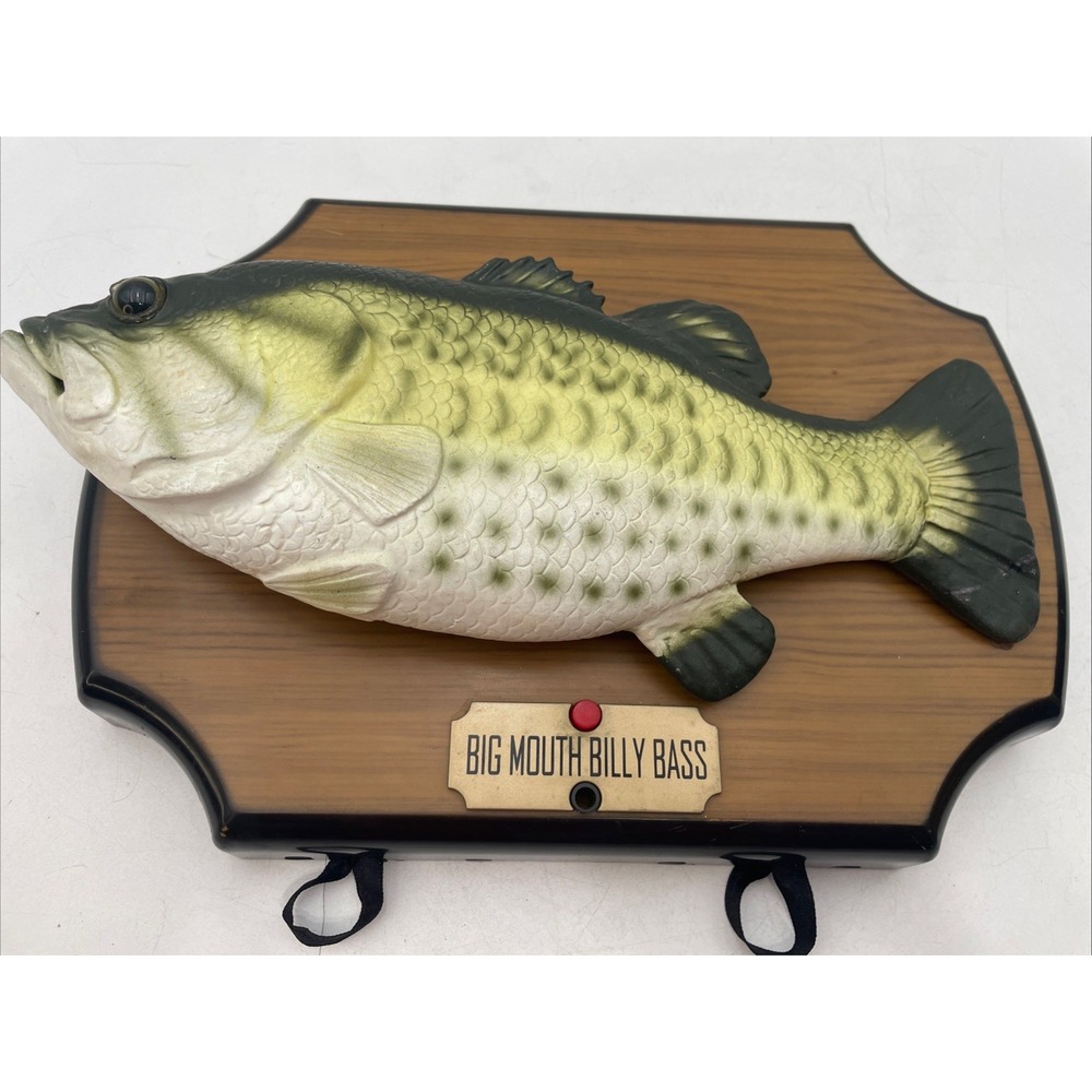1999 Gummy Big Mouth Billy Bass (2) Songs "Dont Worry"  "Take Me To The River"